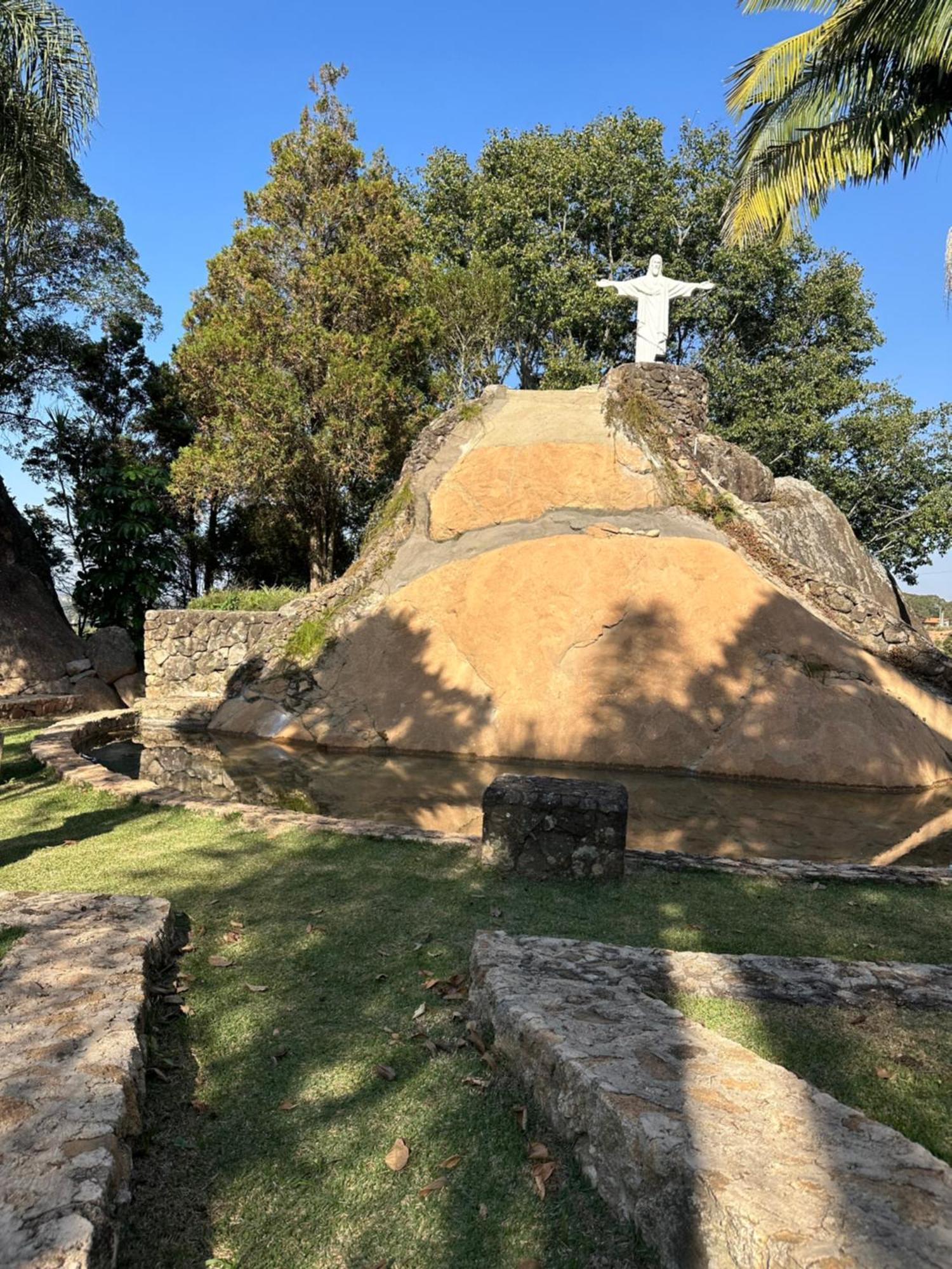 Morada Dos Beija-Flores Ibiúna Esterno foto